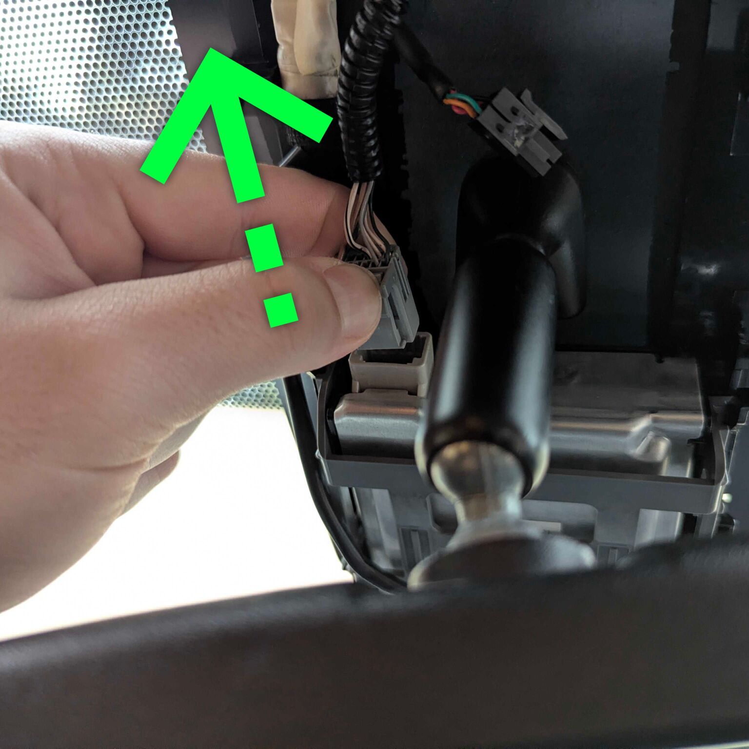 release camera connector clip